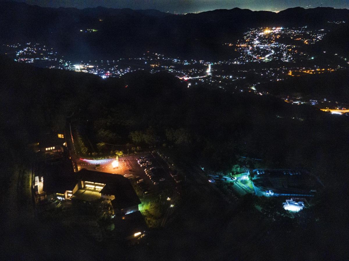 ホテル いこいの村ヘリテイジ美の山 皆野町 エクステリア 写真