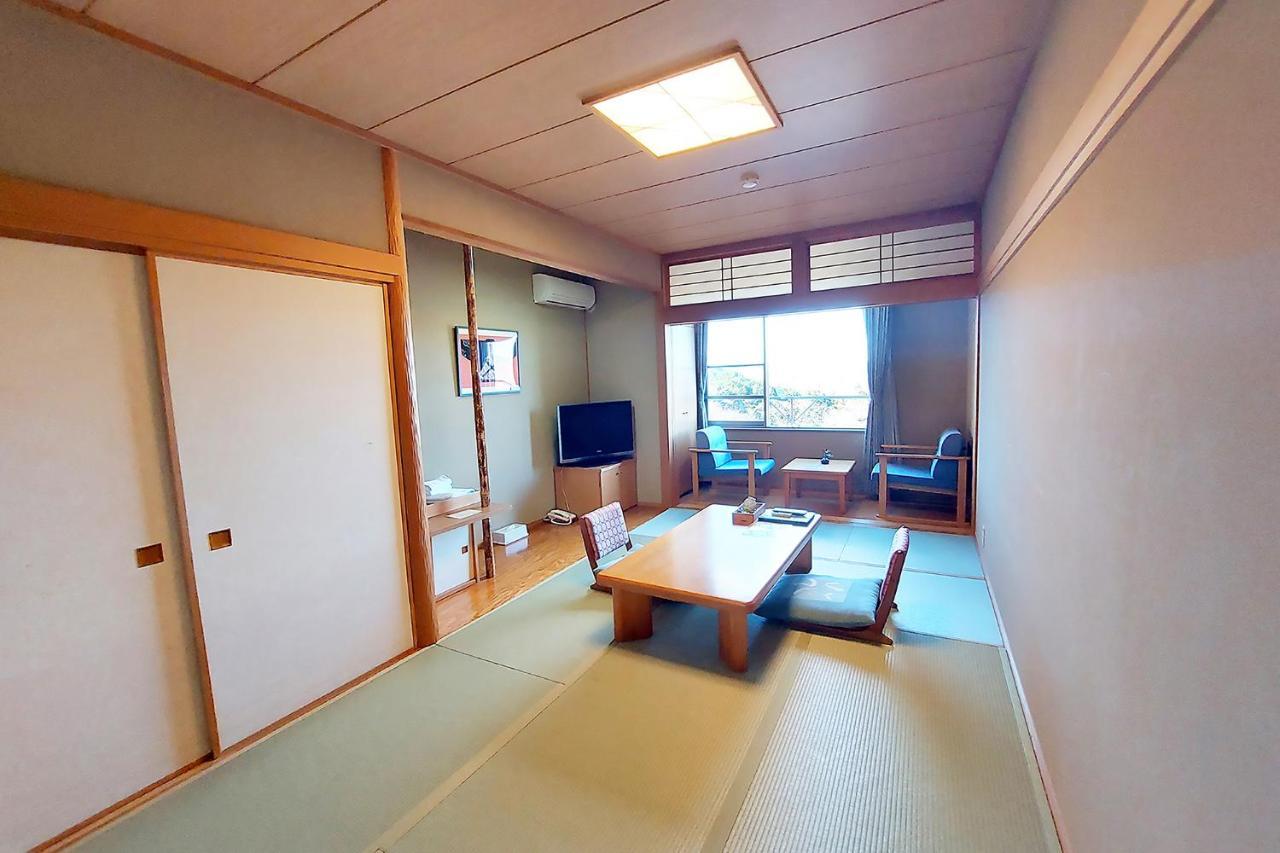 ホテル いこいの村ヘリテイジ美の山 皆野町 エクステリア 写真